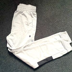 🖤  REEBOK boys warm up pants!